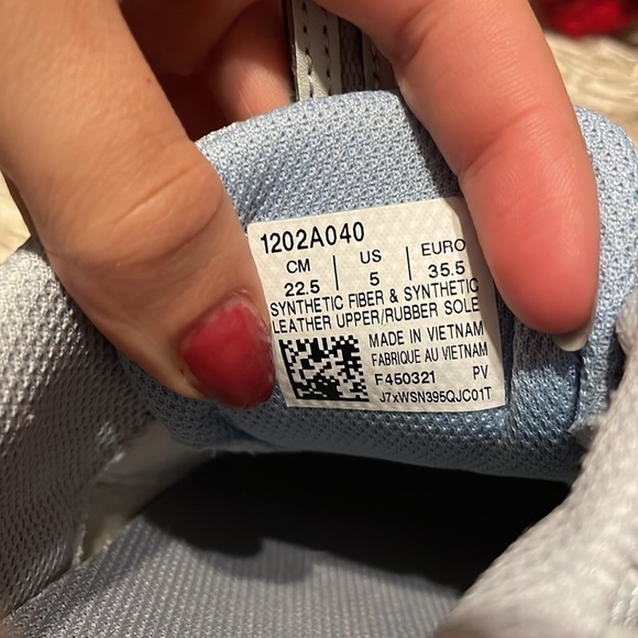 NEW Asics Woman’s Gel Quantum 90 3 Running Athletic Tennis Shoe - Picture 7 of 7